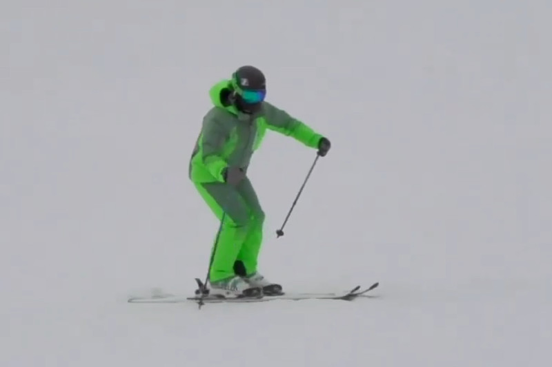 Как научиться поворачивать на параллельных лыжах